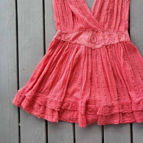 Vintage Coral Embroidered Surplice Ruffle Hem Gauzy Boho Festival Mini Dress S/M - Picture 2 of 5